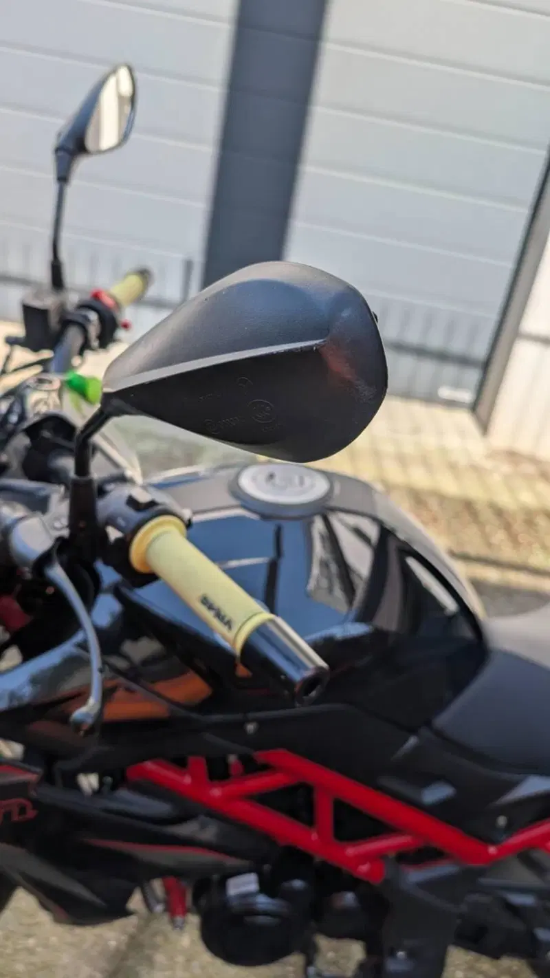 Benelli BN 125 (2021 - 25) (10)