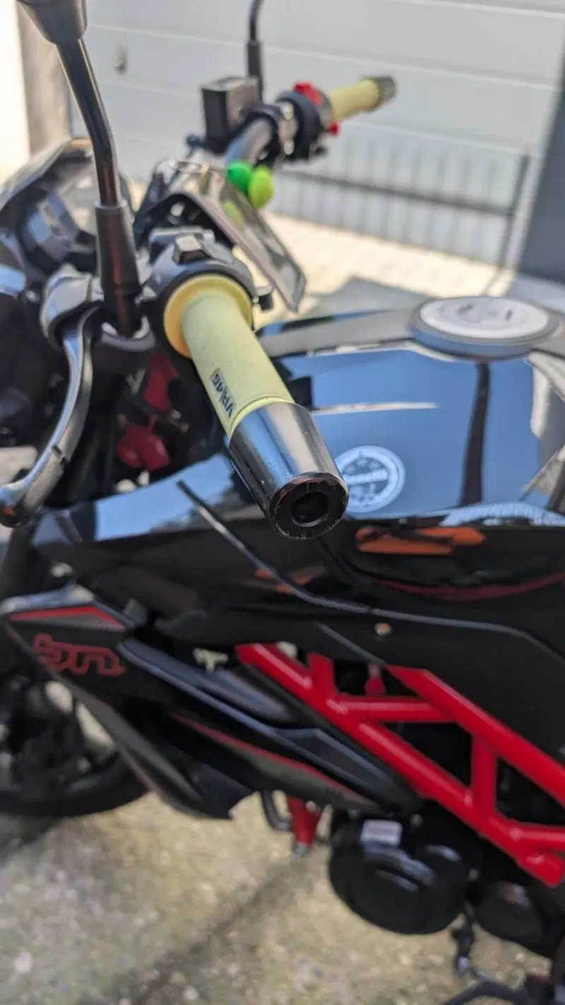 Benelli BN 125 (2021 - 25) (11)