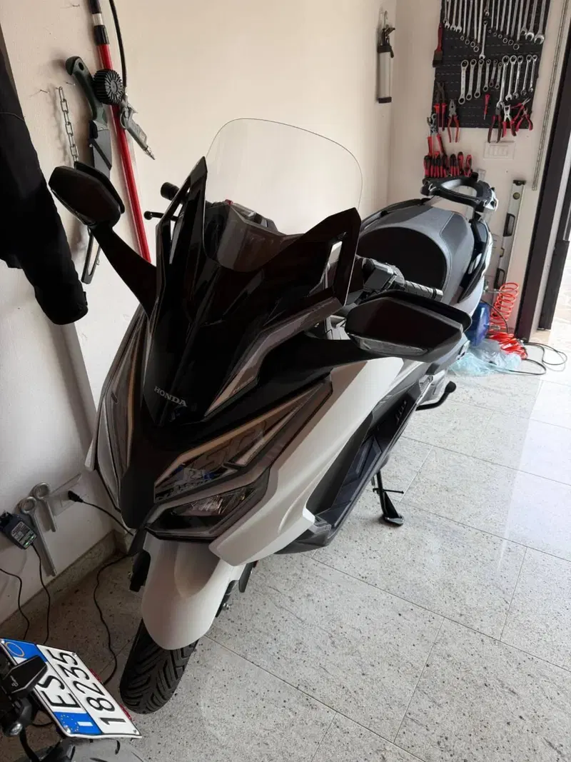 Honda Forza 350 (2025 - 26) (2)