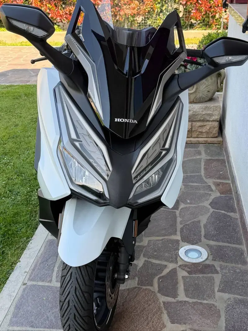 Honda Forza 350 (2025 - 26)