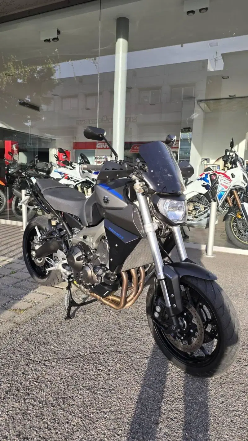 Yamaha MT-09 ABS (2013 - 15) (2)