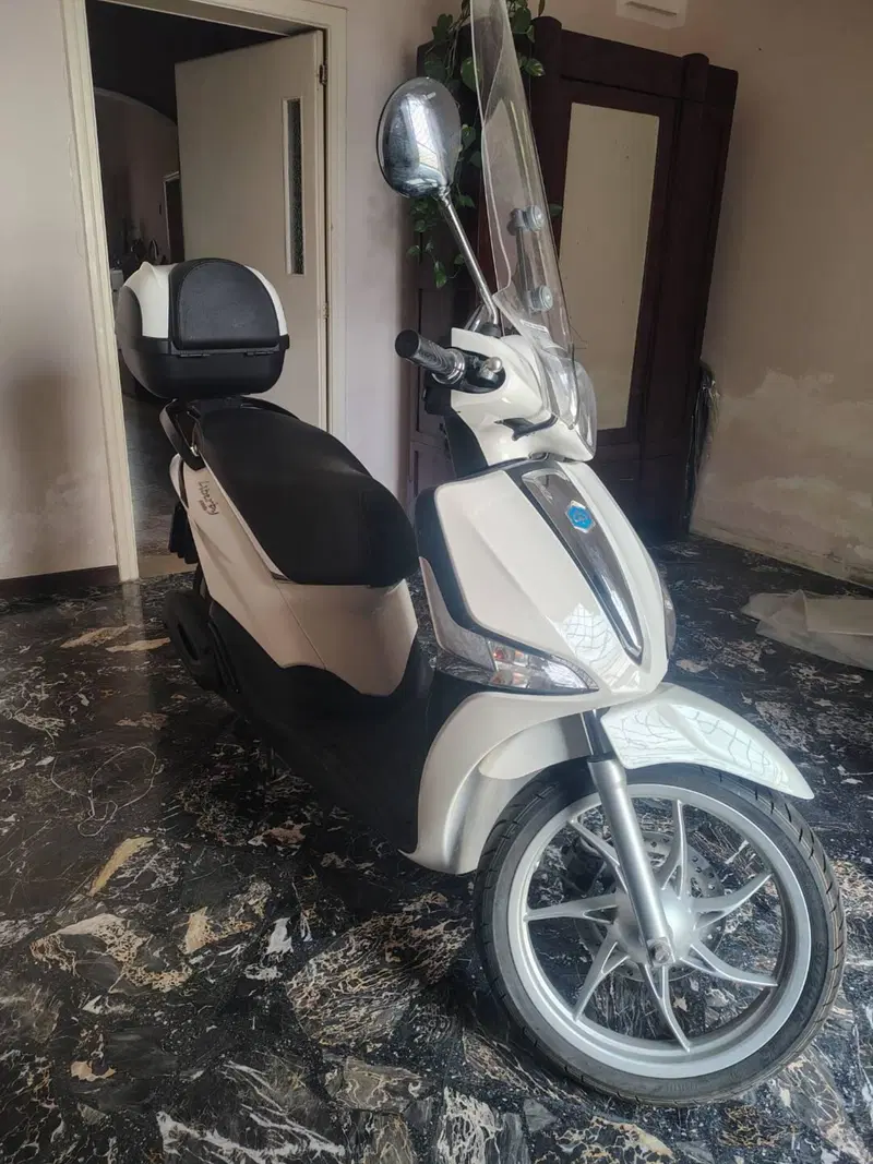 Piaggio Liberty 125 3V ABS (2021 - 24) (3)
