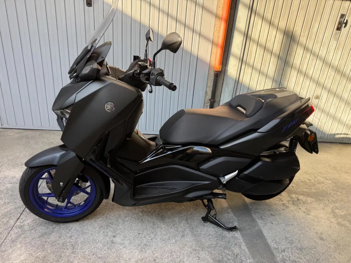 Yamaha X-Max 300 (2025 - 26)