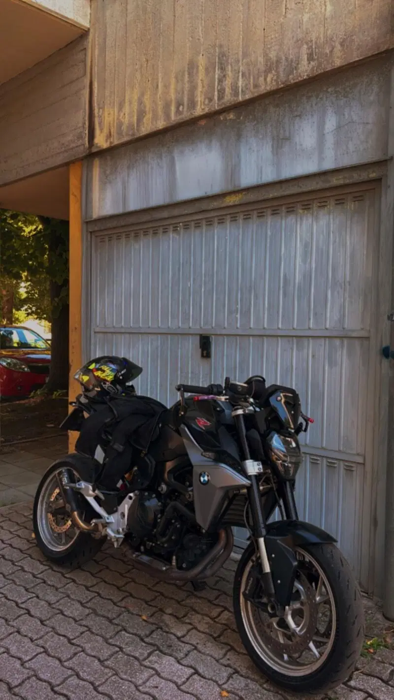 Bmw F 900 R (2021 - 24) (3)