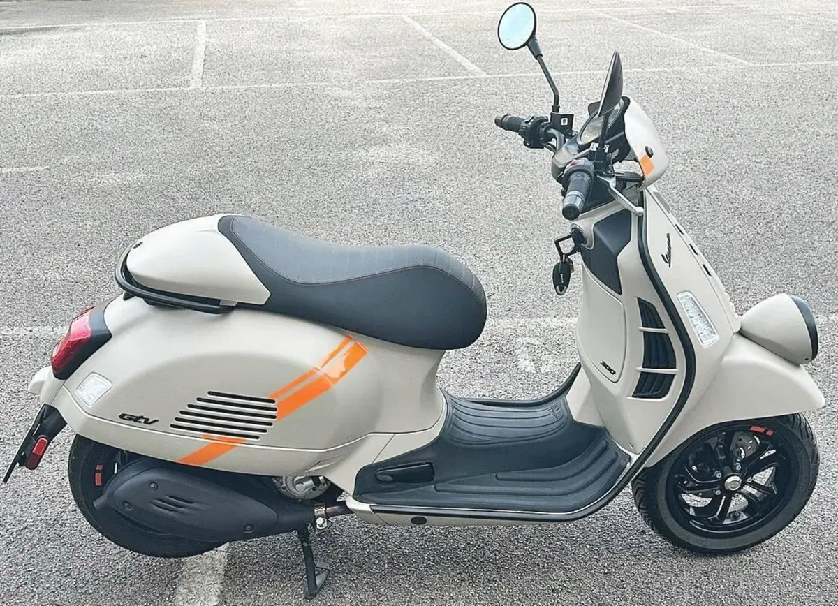 Vespa GTV 300 Hpe (2023 - 25) (12)