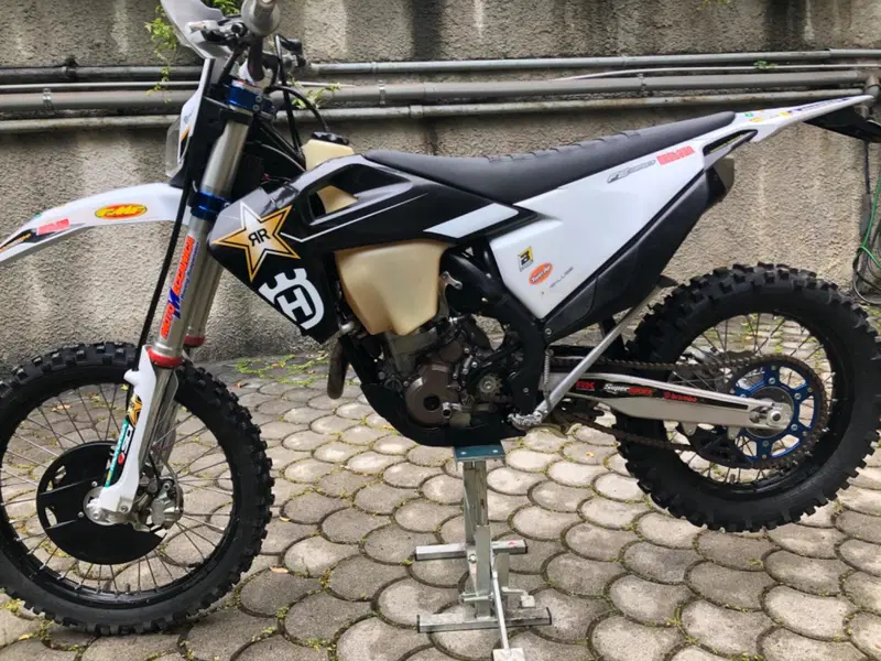 Husqvarna FE 350 (2022) (15)