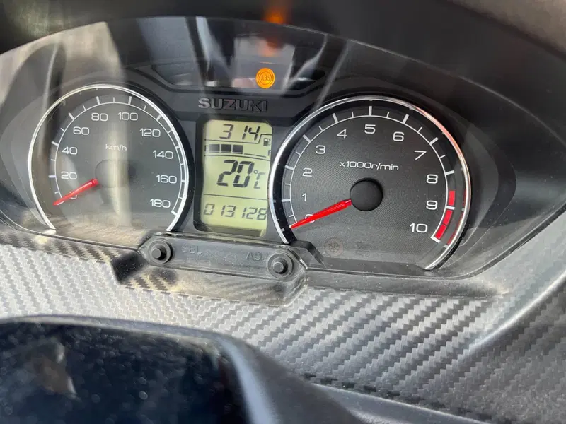 Suzuki Burgman AN 400 (2017 - 20) (5)