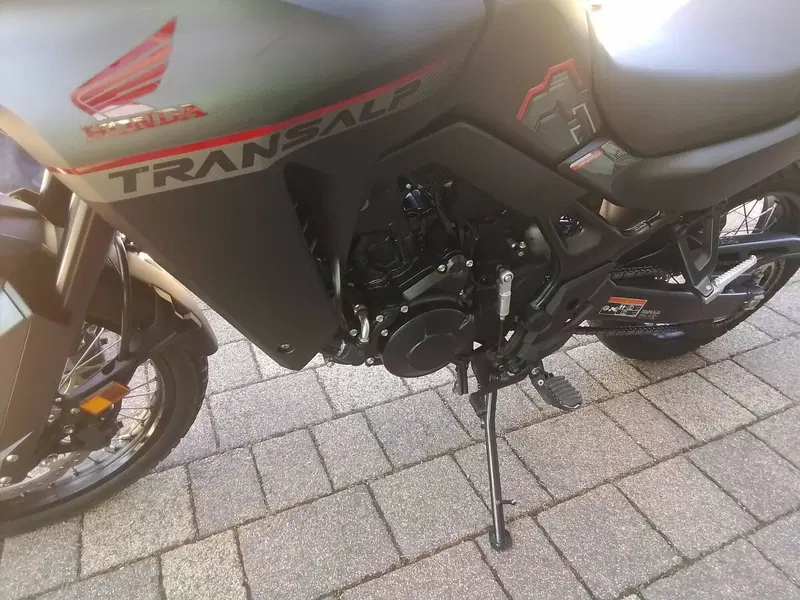 Honda Transalp XL750 (2023 - 24) (10)