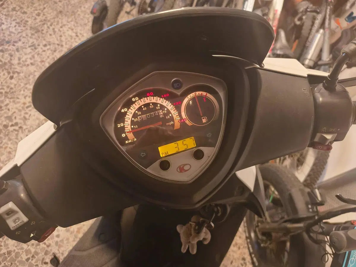 Kymco Agility 150 R16 (3)