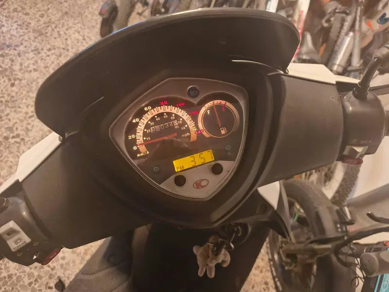 Kymco Agility 150 R16 (3)