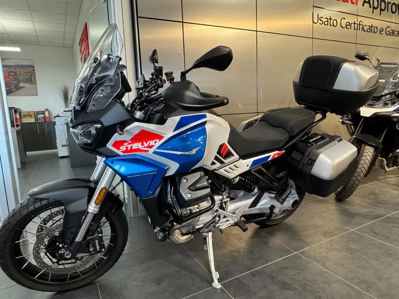 Moto Guzzi Stelvio Duecento Tributo (2025 - 26)
