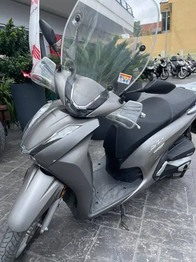 Honda SH 350 (2021 - 24) usata