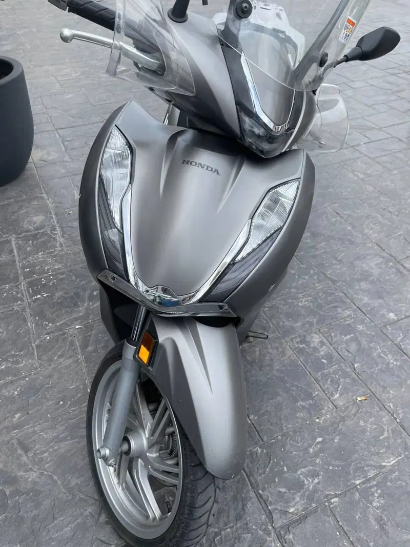 Honda SH 350 (2021 - 24) (2)