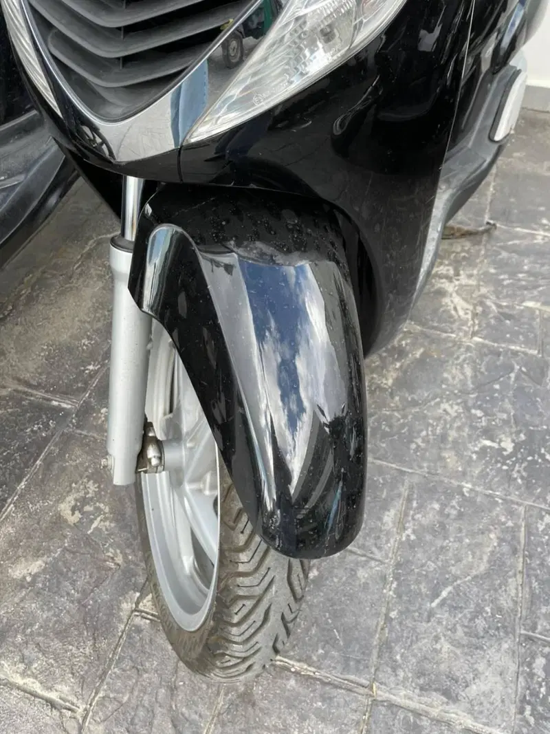 Honda SH 150i (2005 - 08) (3)