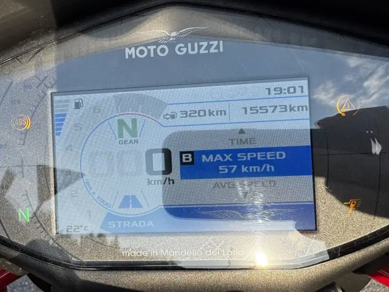 Moto Guzzi V85 TT (2019 - 20) (4)