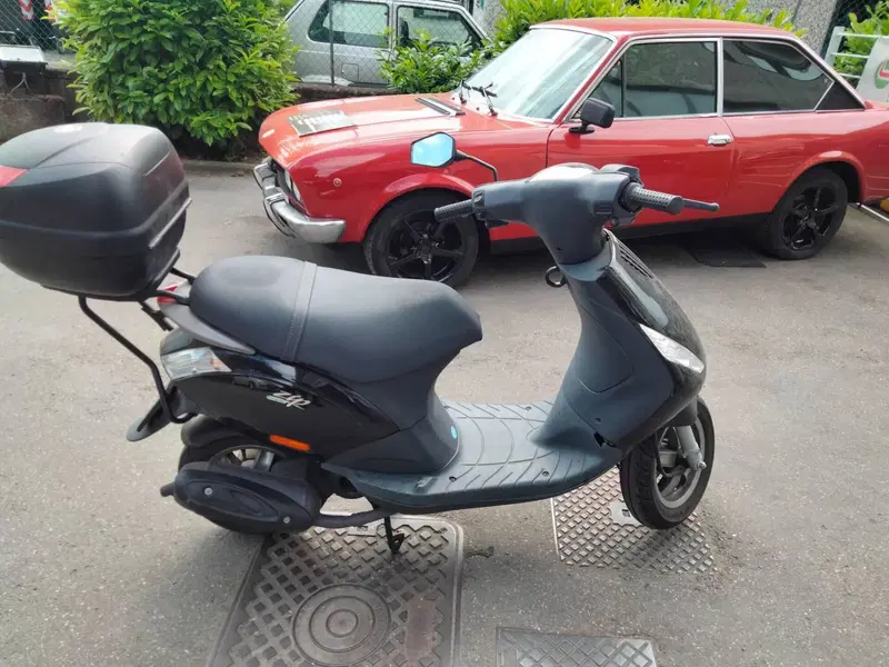 Piaggio Zip 50 SP (2002 - 13) (2)