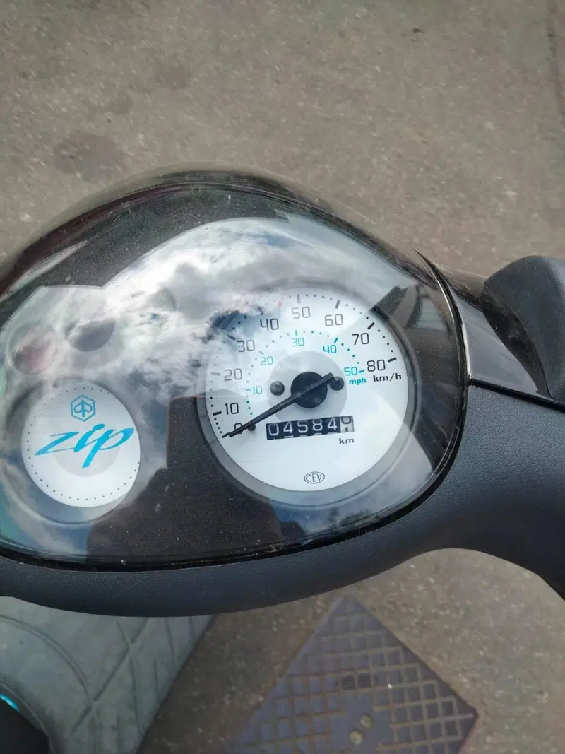 Piaggio Zip 50 SP (2002 - 13) (3)