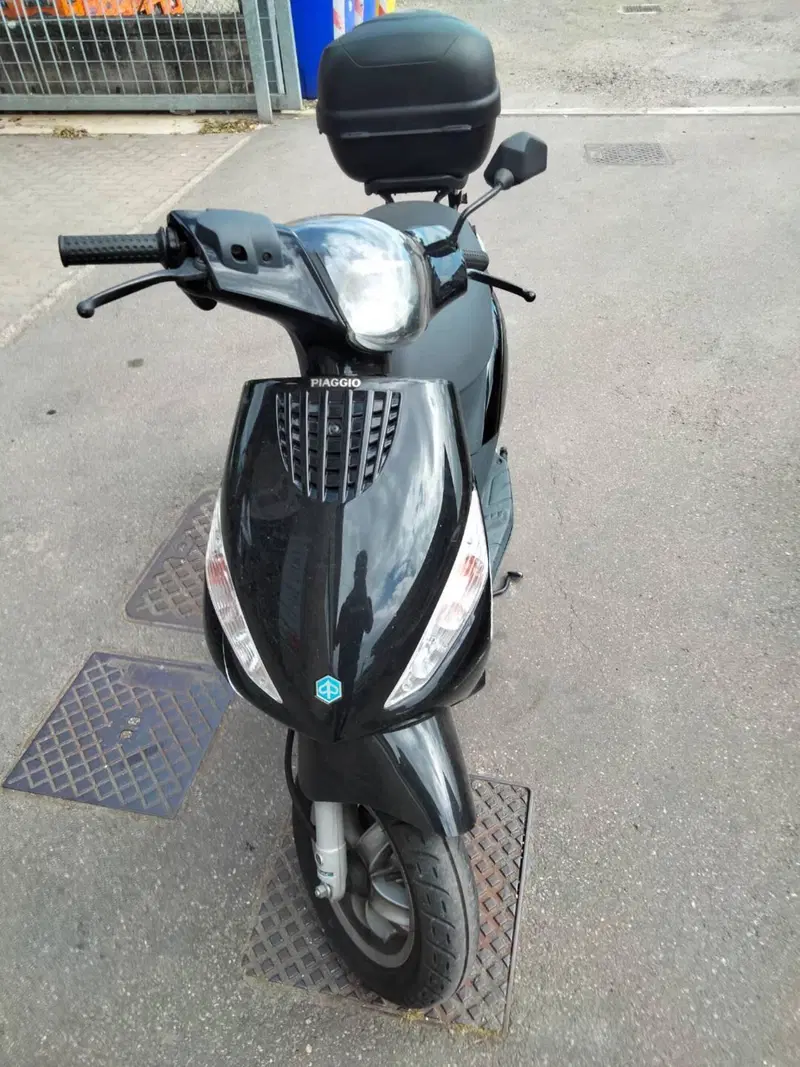 Piaggio Zip 50 SP (2002 - 13) (4)