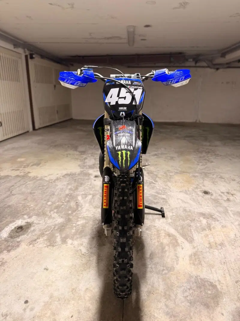 Yamaha YZ 125 (2022) (3)