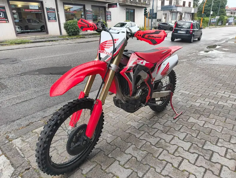 Honda CRF 250R (2018) (4)
