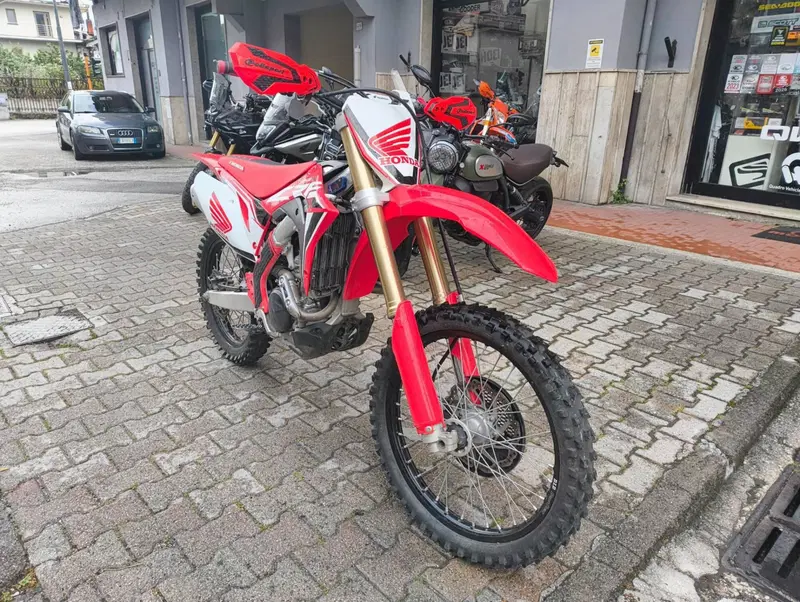 Honda CRF 250R (2018) (2)