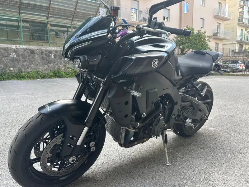 Yamaha MT-10 (2022 - 26) (2)