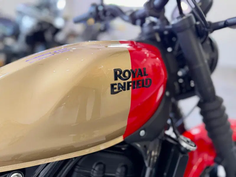 Royal Enfield Guerrilla 450 (2024 - 26) (4)