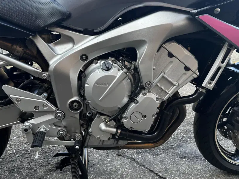 Yamaha FZ6 Fazer (2004 - 07) (5)