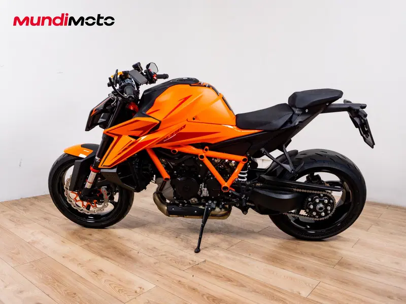 KTM 1390 Super Duke R (2024 - 26) (5)