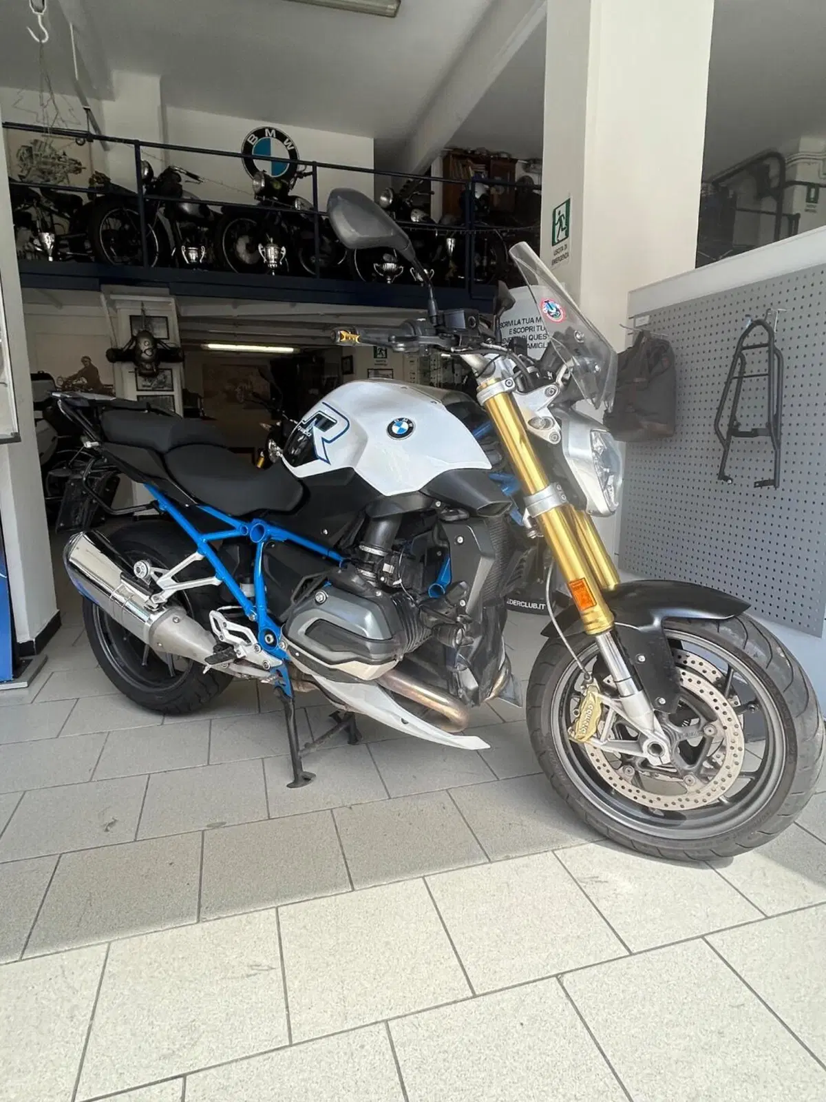 Bmw R 1200 R (2017 - 18)