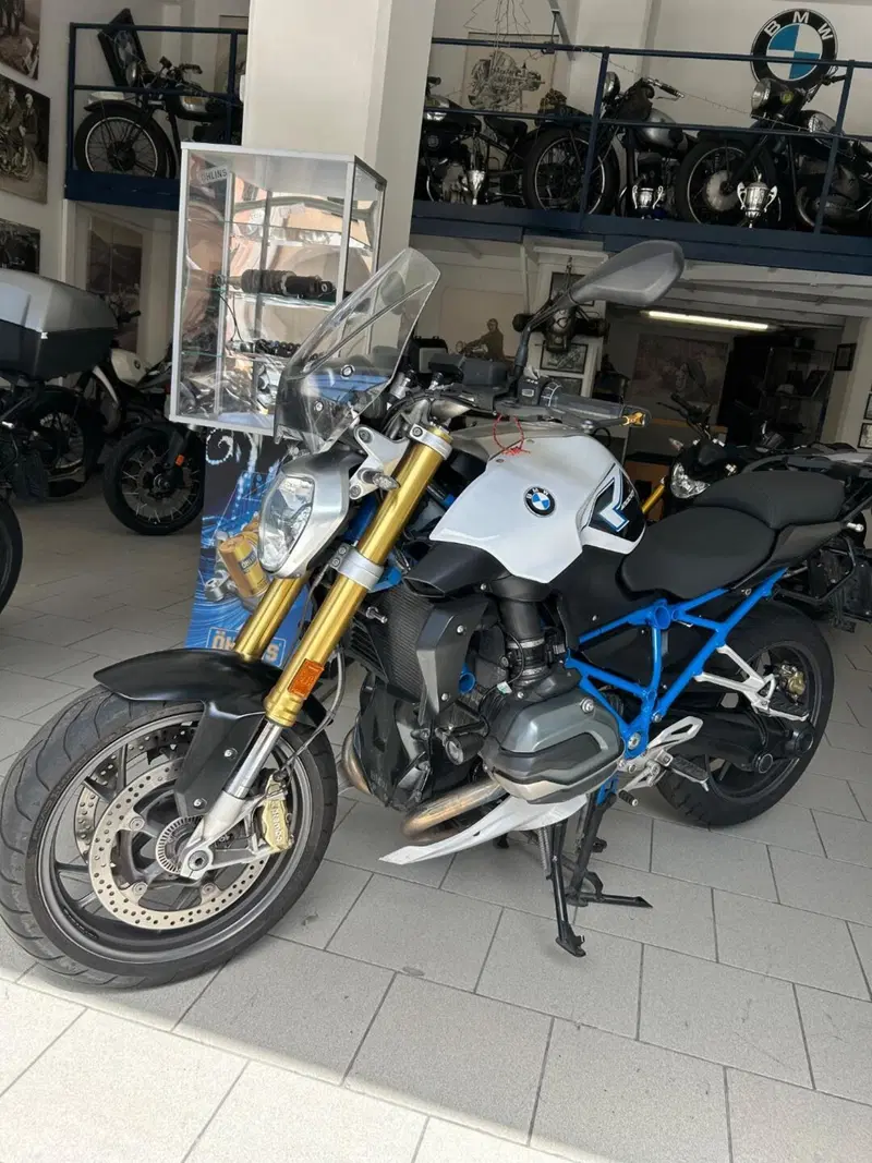Bmw R 1200 R (2017 - 18) (2)