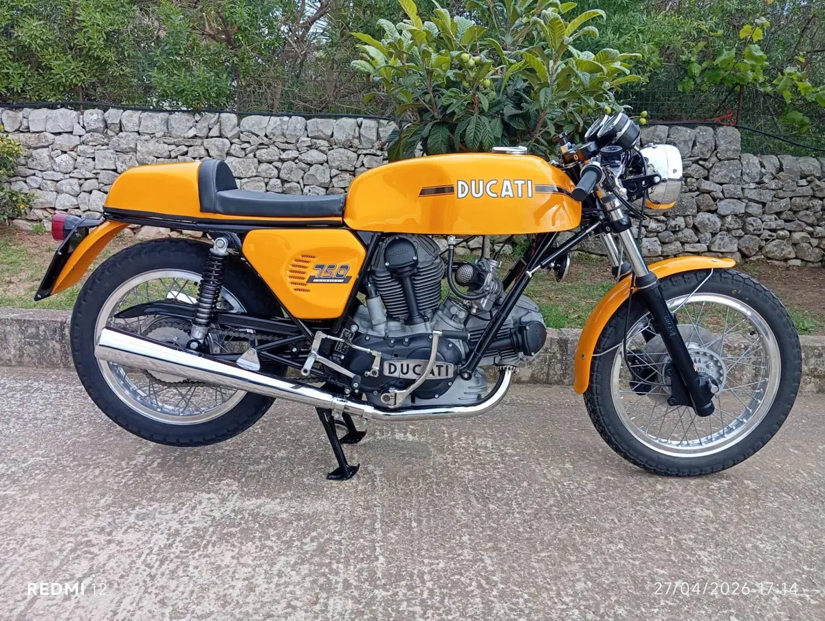 Ducati 750 sport
