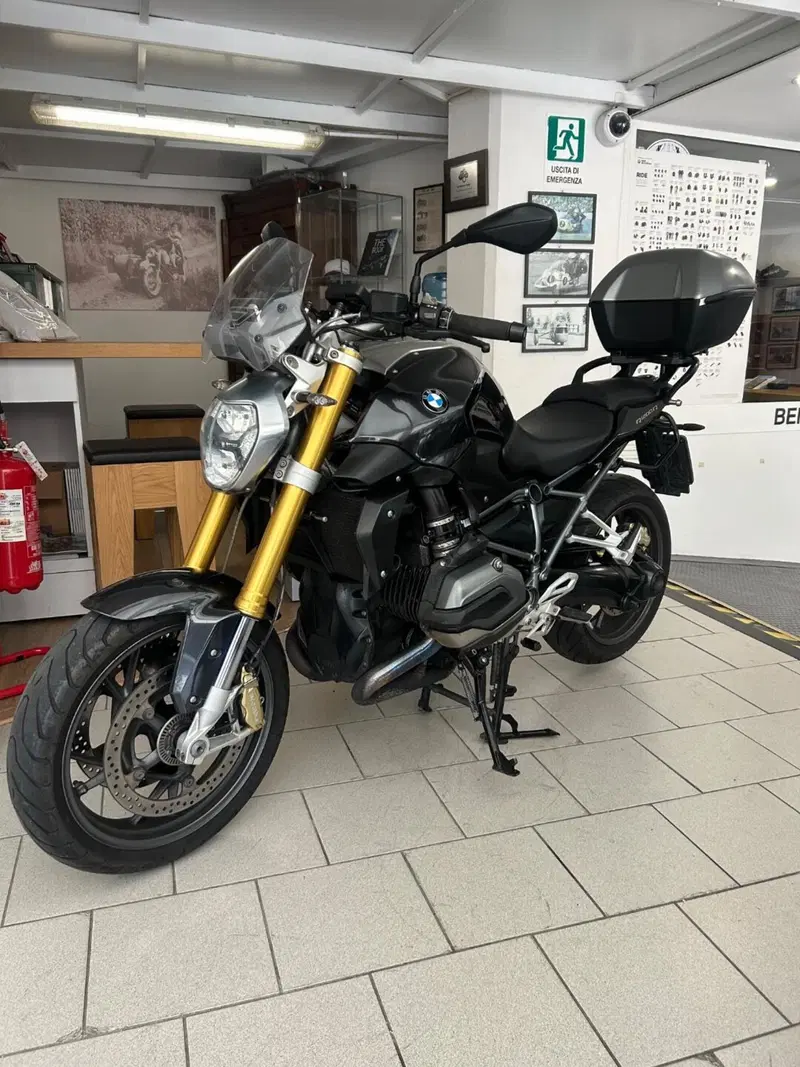 Bmw R 1200 R (2017 - 18) (2)
