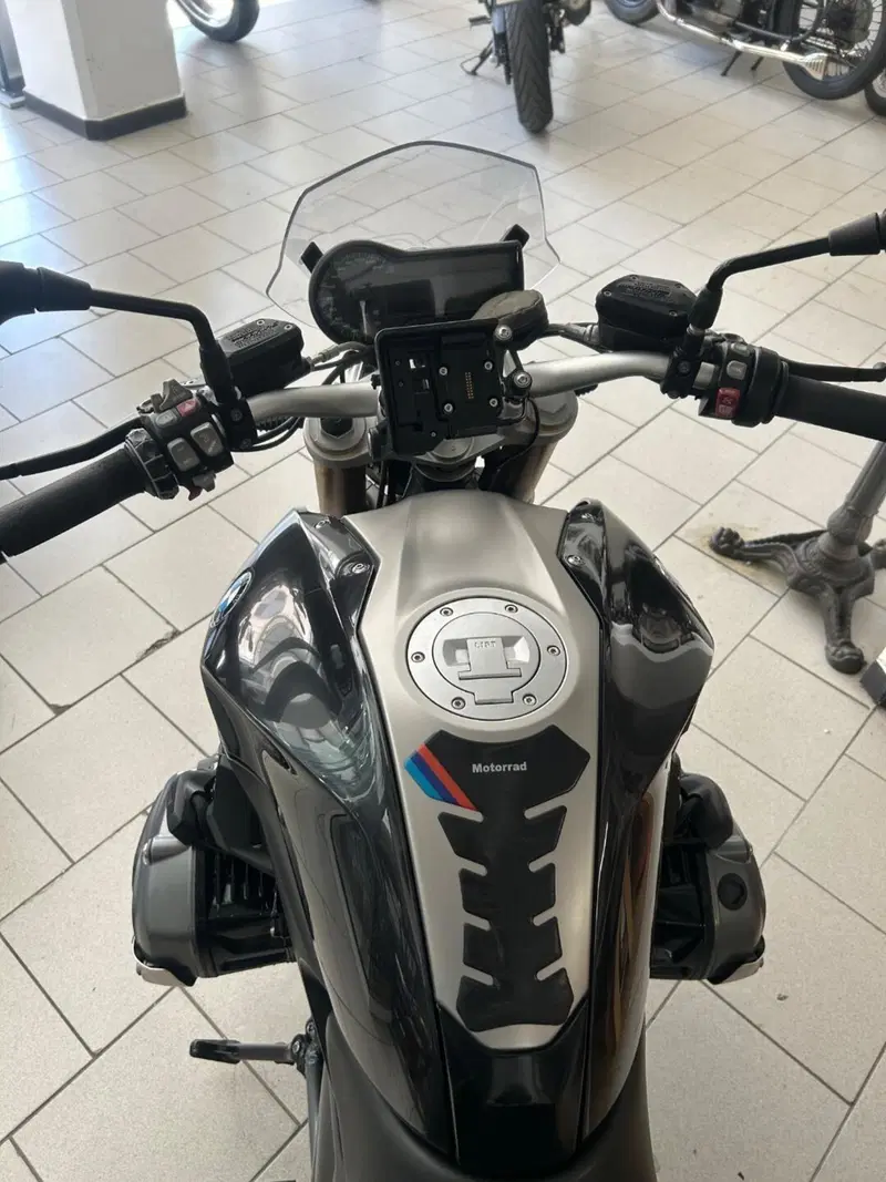 Bmw R 1200 R (2017 - 18) (3)