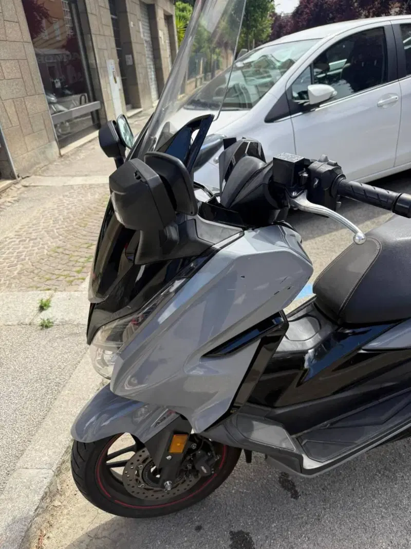 Honda Forza 300 Limited Edition ABS (2020) (4)