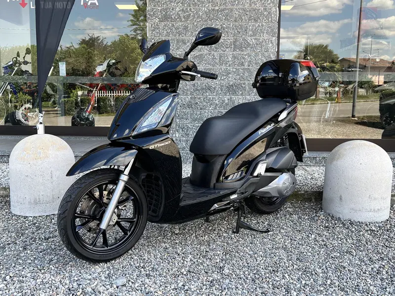 Kymco People 300i GT ABS (2010 - 17) (3)