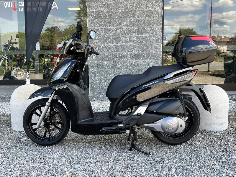 Kymco People 300i GT ABS (2010 - 17) (4)
