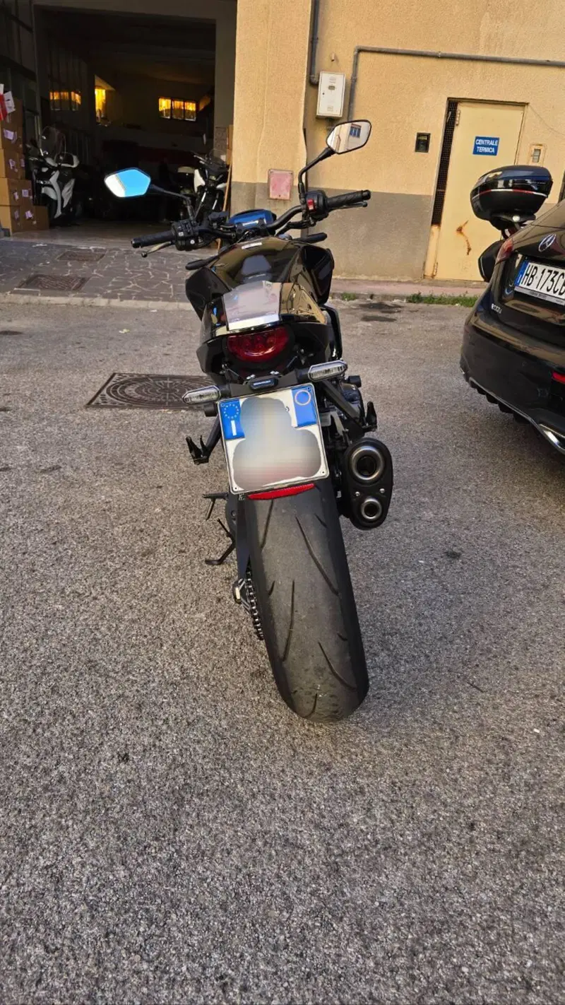 Honda CB 1000 R Black Edition (2021 - 25) (4)