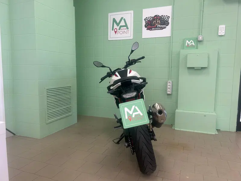 Bmw G 310 R (2021 - 25) (4)
