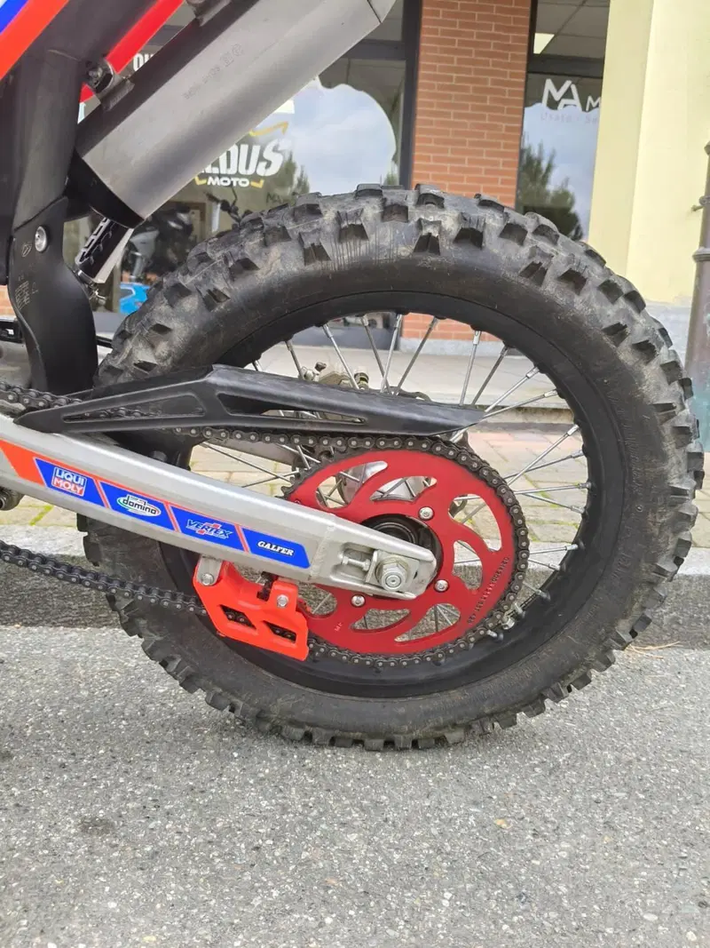 Betamotor RR 125 4T Enduro R (2024 - 26) (4)