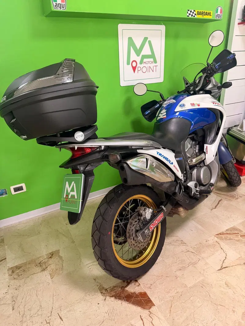 Honda Transalp XL 700 V (2007 - 2013) (4)