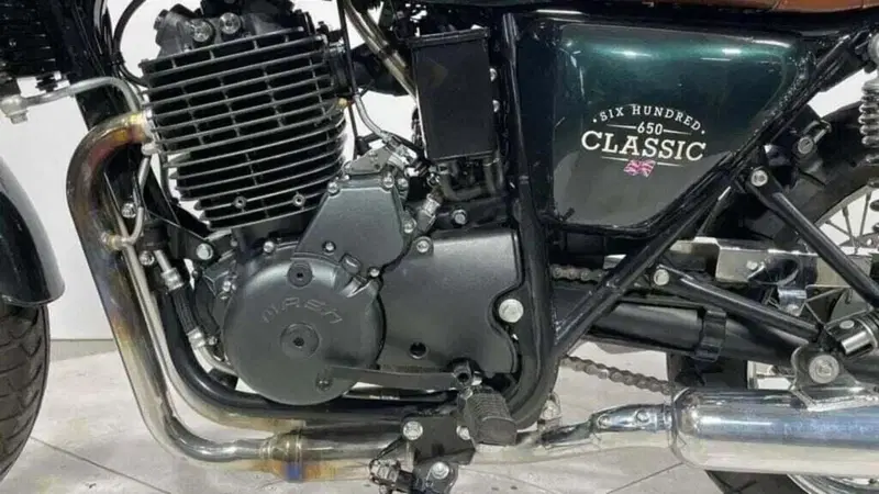 Mash Italia Six Hundred 650 (2021 - 25) (3)
