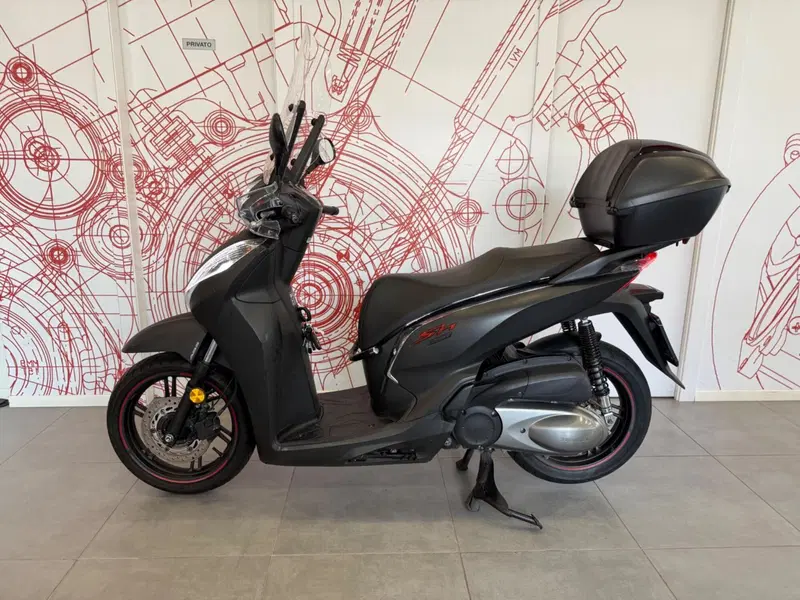 Honda SH 300 i ABS (2016 - 20) (4)