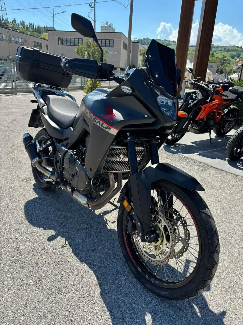 Honda Transalp XL750 (2023 - 24) (2)