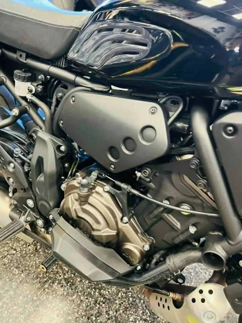 Yamaha XSR 700 (2022 - 26) (5)