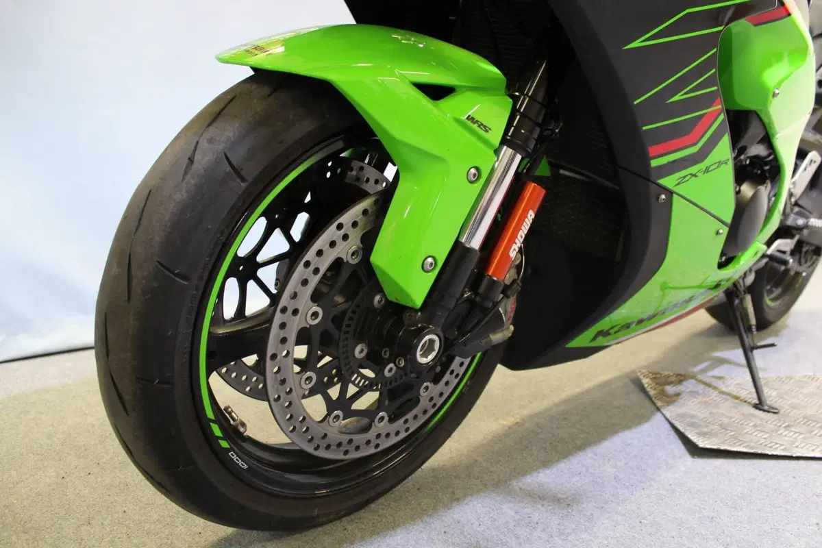 Kawasaki Ninja 1000 ZX-10R (2021 - 25) (14)