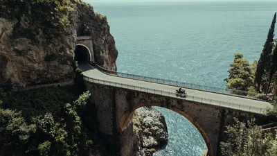 Voge Valico 800DSX Rally test: in viaggio sulla Costiera Amalfitana con la maxi cinese [VIDEO]