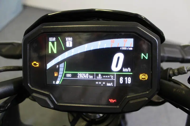 Kawasaki Z 650 (2021 - 24) (3)
