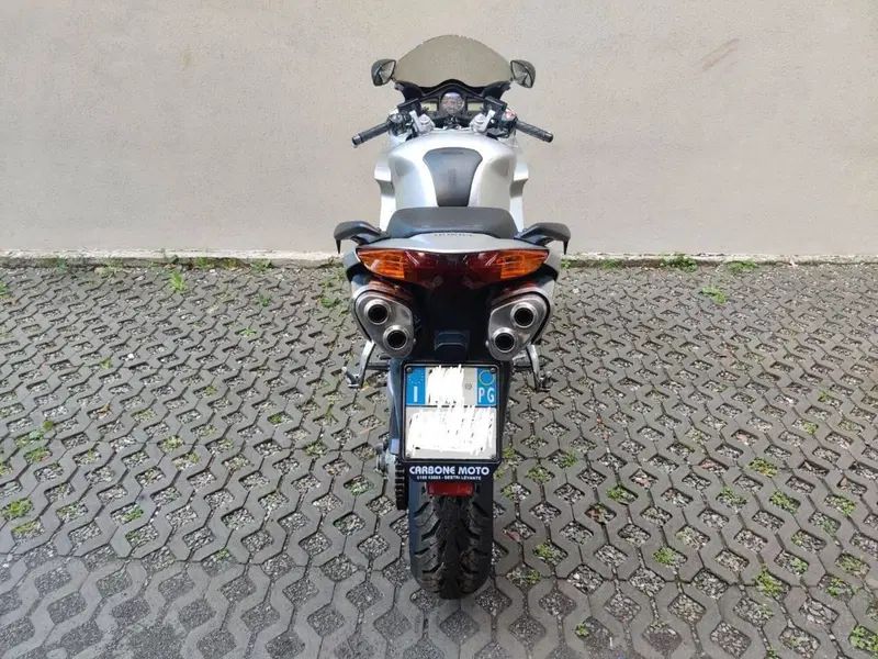 Honda VFR 800 ABS (2002 - 06) (5)