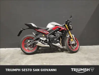 Triumph Street Triple 765 RX (2026) usata